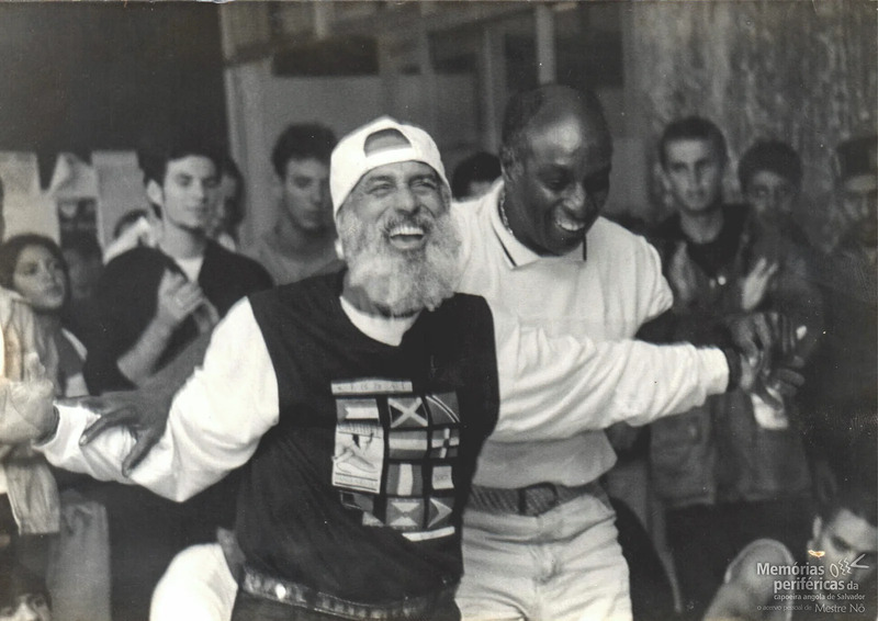 Mestre Nô em uma roda de capoeira