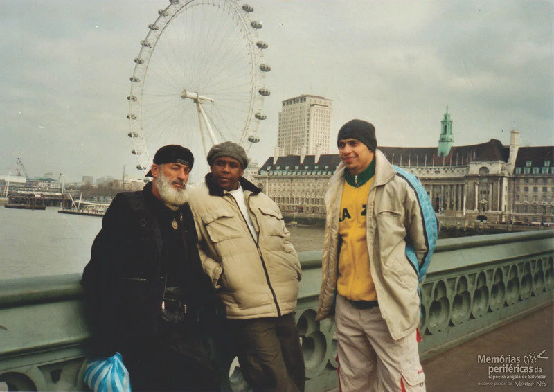 Mestre Nô e colegas em Londres